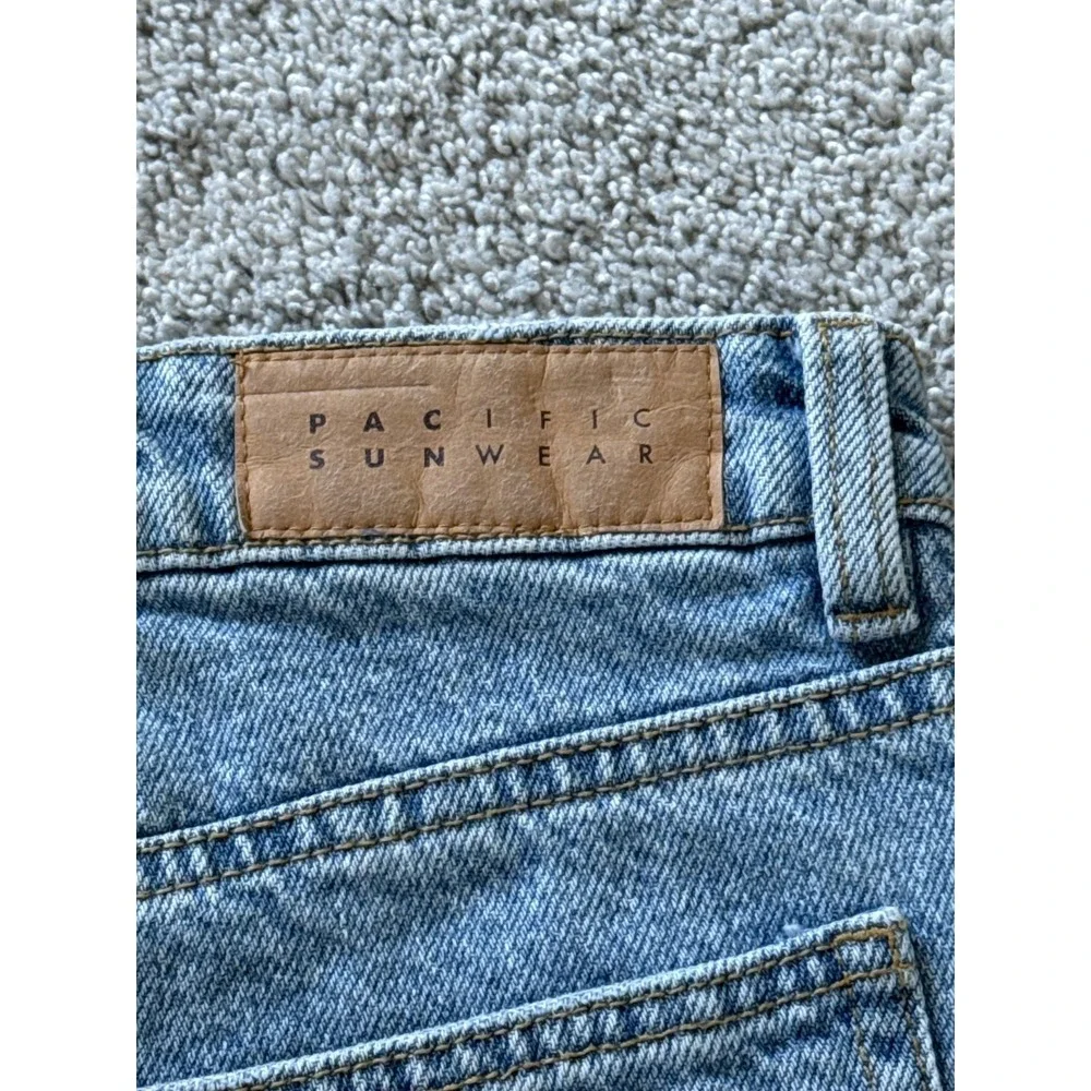 Pacsun 90's‎ Boyfriend Mom Denim Shorts Womens 27 Light Wash Distressed Cut Off